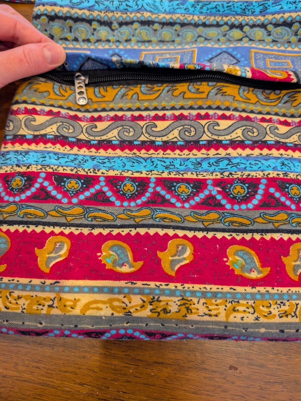 Multi Pattern Adjustable Crossbody Bag - Picture 9 of 15